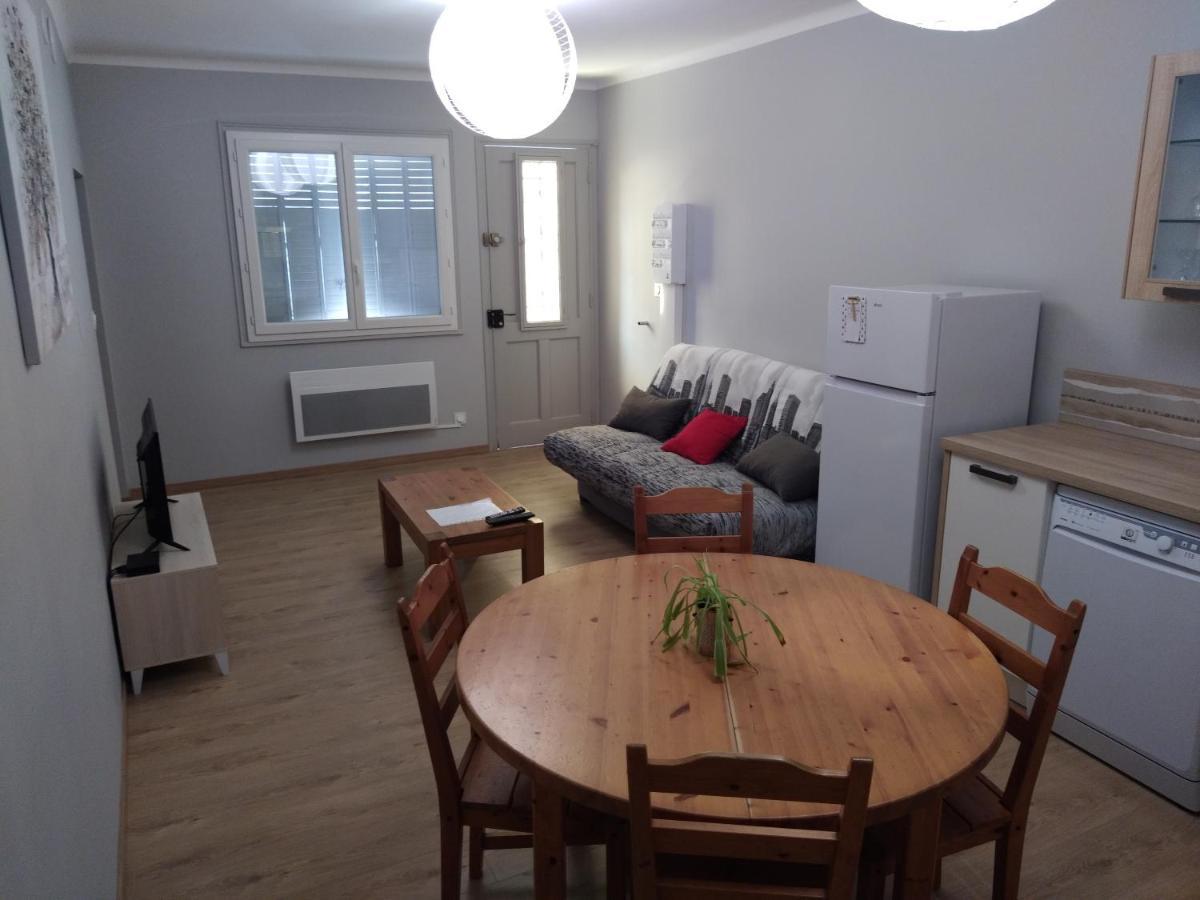Maison De Village Confortable Entierement Renovee Saint-Just  Eksteriør bilde